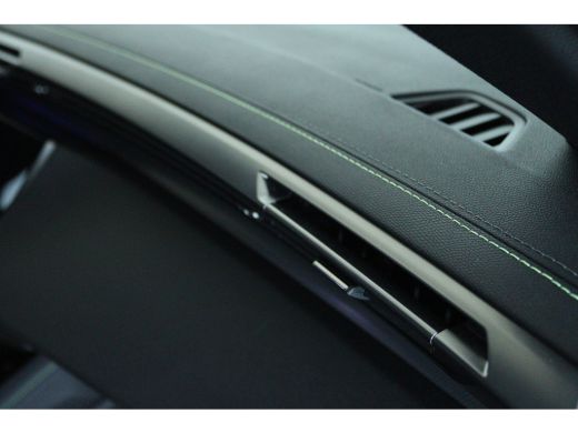 Peugeot e-308 GT 54 kWh | Adapt. Cruise | Alcantara | 360 Camera | Massage | Elektr. Klep | Stoel+Stuurverwarmi... ActivLease financial lease