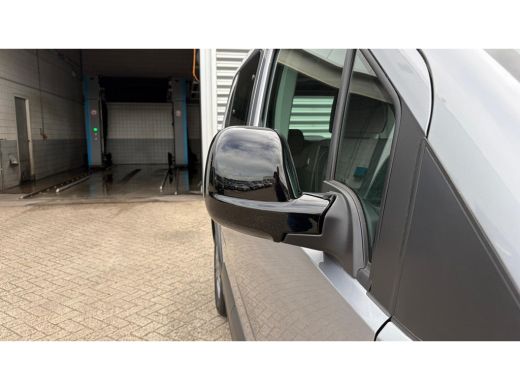 Peugeot e-Rifter Rifter EV 50KWH 136PK L1 ALLURE / NAVI / AIRCO / LED / PDC / CAMERA / WINTERPAKKET / UNIEK !! ActivLease financial lease