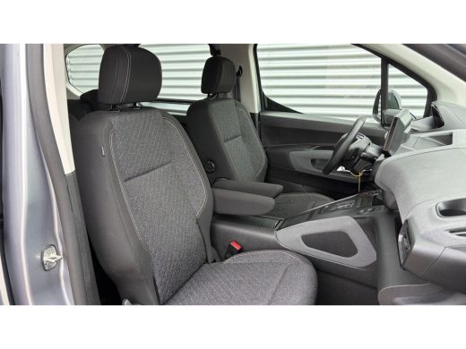 Peugeot e-Rifter Rifter EV 50KWH 136PK L1 ALLURE / NAVI / AIRCO / LED / PDC / CAMERA / WINTERPAKKET / UNIEK !! ActivLease financial lease