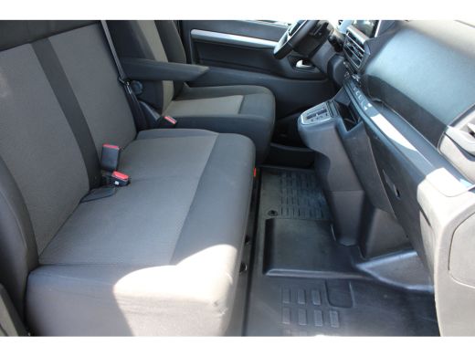 Peugeot Expert 2.0 BlueHDI 145 S&S L3 Long | Automaat | Navigatie | Camera | 3-Zits | Long | Dubbele schuifdeur ... ActivLease financial lease