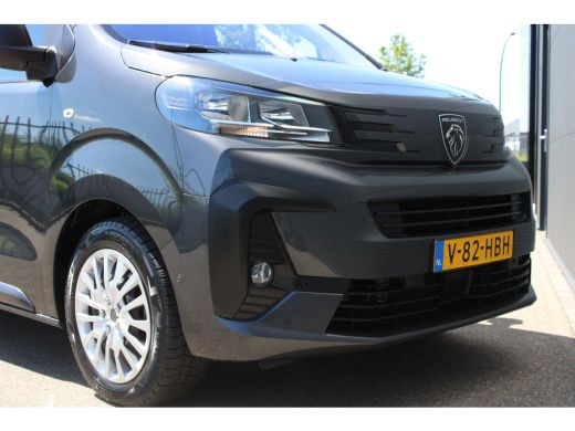Peugeot Expert 2.0 BlueHDI 145 S&S L3 Long | Automaat | Navigatie | Camera | 3-Zits | Long | Dubbele schuifdeur ... ActivLease financial lease