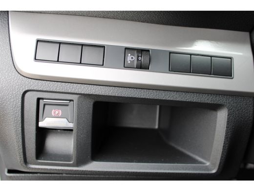 Peugeot Expert 75 kWh | 9 PERSOONS | 8 JAAR GARANTIE | CAMERA | NAVI | DRAADLOOS CARPLAY | ActivLease financial lease