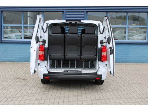 Peugeot Expert 75 kWh | 9 PERSOONS | 8 JAAR GARANTIE | CAMERA | NAVI | DRAADLOOS CARPLAY | ActivLease financial lease