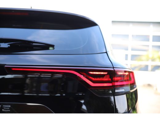 Renault Megane E-Tech Estate 1.6 E-Tech 160pk Plug-In Hybrid/Virtual/Trekhaak/Carplay/LED/Camera/1e Eig. ActivLease financial lease