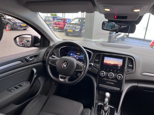 Renault Megane E-Tech Estate 1.6 E-Tech 160pk Plug-In Hybrid/Virtual/Trekhaak/Carplay/LED/Camera/1e Eig. ActivLease financial lease