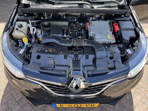 Renault Megane E-Tech Estate 1.6 E-Tech 160pk Plug-In Hybrid/Virtual/Trekhaak/Carplay/LED/Camera/1e Eig. ActivLease financial lease