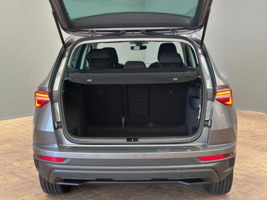 Skoda Karoq 1.5 TSI ACT Business Edition 1500KG Trekgewicht! | Camera | Parkeersensoren Voor + Achter | Carpl... ActivLease financial lease