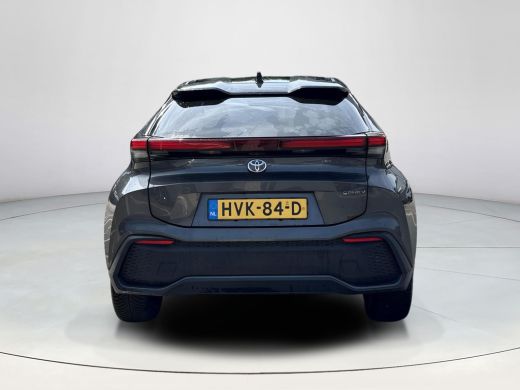 Toyota C-HR 2.0 Plug-in Hybrid 220 Dynamic ActivLease financial lease