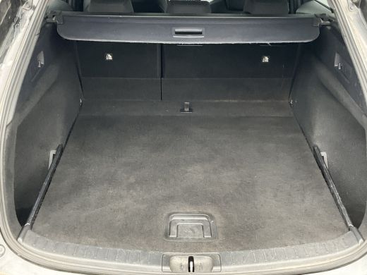 Toyota Corolla Touring Sports 1.8 Hybrid Stoel/Stuurverw. Business Plus ActivLease financial lease