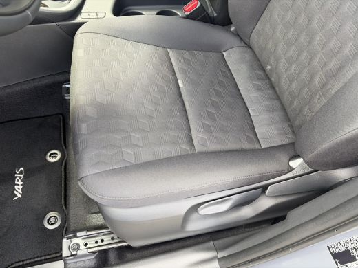 Toyota Yaris 1.5 Hybrid 115 Comfort ActivLease financial lease
