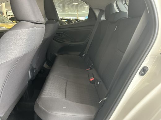 Toyota Yaris 1.5 Hybrid Dynamic (Carplay Navigatie - Adaptive cruise) ActivLease financial lease