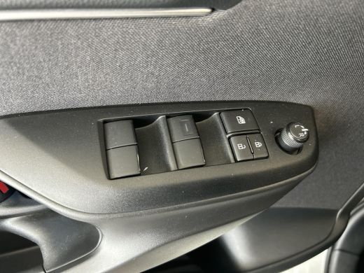 Toyota Yaris 1.5 Hybrid Dynamic (Carplay Navigatie - Adaptive cruise) ActivLease financial lease