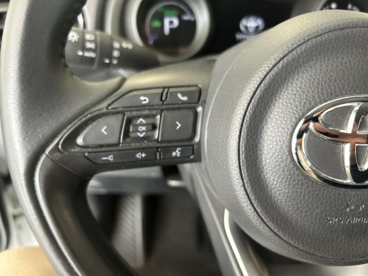 Toyota Yaris 1.5 Hybrid Dynamic (Carplay Navigatie - Adaptive cruise) ActivLease financial lease