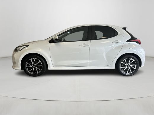Toyota Yaris 1.5 Hybrid Dynamic (Carplay Navigatie - Adaptive cruise) ActivLease financial lease