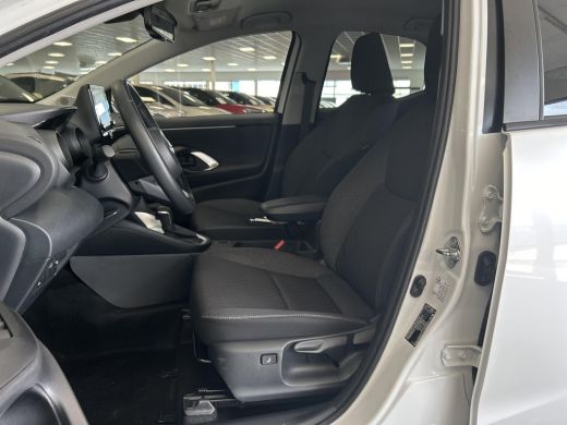 Toyota Yaris 1.5 Hybrid Dynamic (Carplay Navigatie - Adaptive cruise) ActivLease financial lease