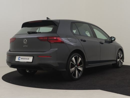 Volkswagen Golf 1.4 eHybrid GTE 245PK DSG/AUTO | Navigatie | App connect | Stoel/stuurverwarming | SOH 97% | DAB ... ActivLease financial lease