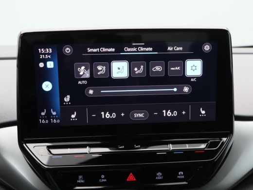 Volkswagen ID.4 First 77 kWh 204 Pk | Stoel/Stuurverwarming | Camera | Half Leer | CarPlay | Adaptive cruise | 20... ActivLease financial lease