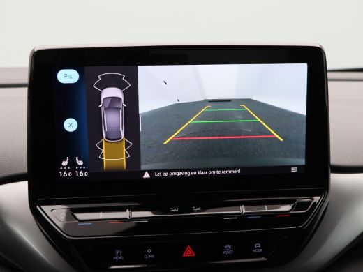 Volkswagen ID.4 First 77 kWh 204 Pk | Stoel/Stuurverwarming | Camera | Half Leer | CarPlay | Adaptive cruise | 20... ActivLease financial lease