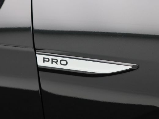Volkswagen ID.4 Pro 77 kWh 204 Pk | Stoel/Stuurverwarming | 360 Camera | Trekhaak | Adaptive Cruise | CarPlay | 1... ActivLease financial lease