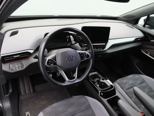 Volkswagen ID.4 Pro 77 kWh 204 Pk | Stoel/Stuurverwarming | 360 Camera | Trekhaak | Adaptive Cruise | CarPlay | 1... ActivLease financial lease
