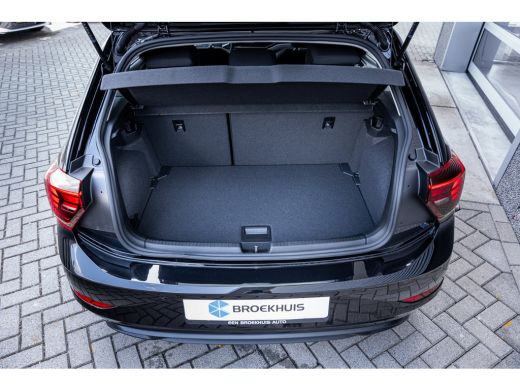 Volkswagen Polo Life Edition | Achteruitrijcamera (Rear View) | Parkeersensoren voor en achter (Park Distance Con... ActivLease financial lease