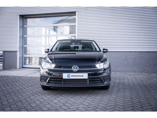 Volkswagen Polo Life Edition | Achteruitrijcamera (Rear View) | Parkeersensoren voor en achter (Park Distance Con... ActivLease financial lease