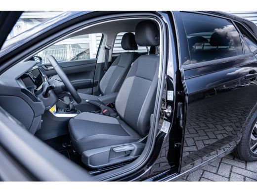 Volkswagen Polo Life Edition | Achteruitrijcamera (Rear View) | Parkeersensoren voor en achter (Park Distance Con... ActivLease financial lease
