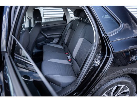 Volkswagen Polo Life Edition | Achteruitrijcamera (Rear View) | Parkeersensoren voor en achter (Park Distance Con... ActivLease financial lease