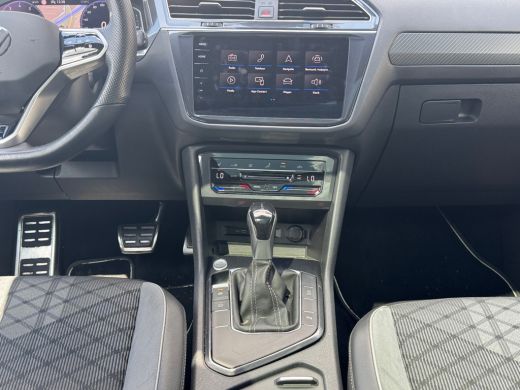 Volkswagen Tiguan Allspace 1.5 150pk TSI R-Line Business+ 7p. Panoramaschuif-kanteldak | Navigatie 'Discover Pro | Winter Pa... ActivLease financial lease