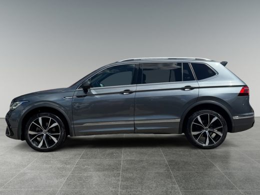 Volkswagen Tiguan Allspace 1.5 150pk TSI R-Line Business+ 7p. Panoramaschuif-kanteldak | Navigatie 'Discover Pro | Winter Pa... ActivLease financial lease