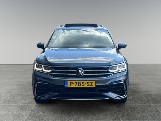 Volkswagen Tiguan Allspace 1.5 150pk TSI R-Line Business+ 7p. Panoramaschuif-kanteldak | Navigatie 'Discover Pro | Winter Pa... ActivLease financial lease
