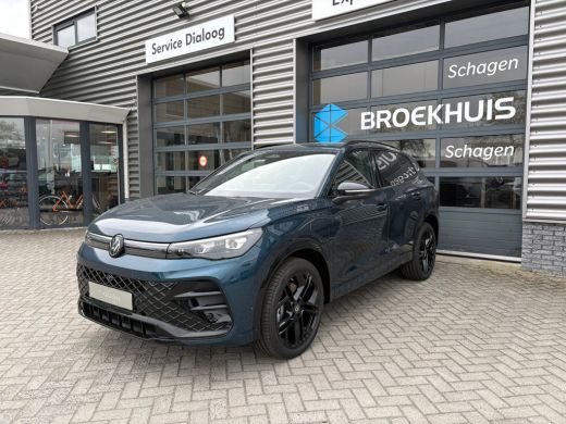Volkswagen Tiguan R-Line Edition - eHybrid | 'App-Connect' draadloze smartphone integratie | Achteruitrijcamera (Re... ActivLease financial lease