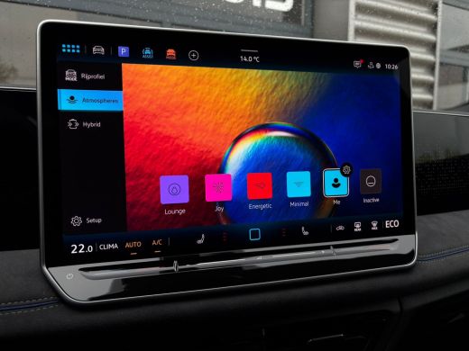 Volkswagen Tiguan R-Line Edition - eHybrid | 'App-Connect' draadloze smartphone integratie | Achteruitrijcamera (Re... ActivLease financial lease