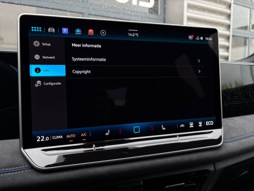Volkswagen Tiguan R-Line Edition - eHybrid | 'App-Connect' draadloze smartphone integratie | Achteruitrijcamera (Re... ActivLease financial lease