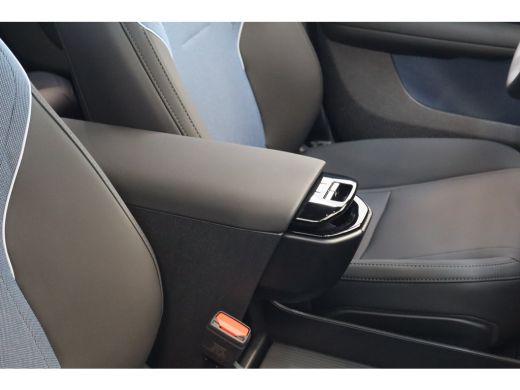 Volvo  EX30 P5 Long Range 272PK Plus Europa | Elec Stoelen | Climate Pack | HK Audio ActivLease financial lease