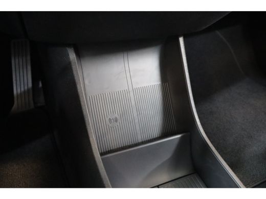 Volvo  EX30 P5 Long Range 272PK Plus Europa | Elec Stoelen | Climate Pack | HK Audio ActivLease financial lease