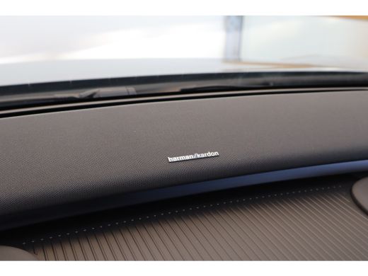 Volvo  EX30 P5 Long Range 272PK Plus Europa | Elec Stoelen | Climate Pack | HK Audio ActivLease financial lease