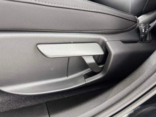 Volvo  EX30 P5 Extended Range Core 69kWh | 18" | Stoel/Stuurverwarming | Warmtepomp | Getint Glas | Adaptieve... ActivLease financial lease