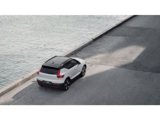 Volvo  EX40 Single Motor Extended Range Ultra 82 kWh | Pano | 360 camera | Memory | Harman/Kardon | Warmtepom... ActivLease financial lease