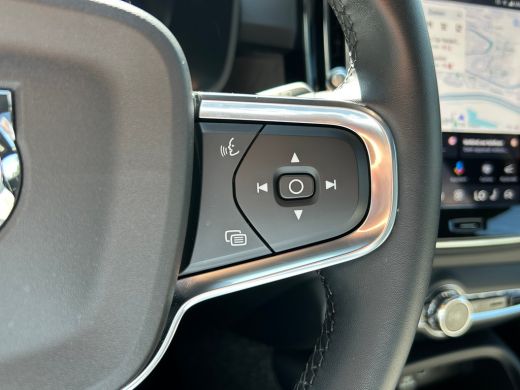 Volvo  EX40 Single Motor Extended Range Ultra 82 kWh | Pano | 360 camera | Memory | Harman/Kardon | Warmtepom... ActivLease financial lease