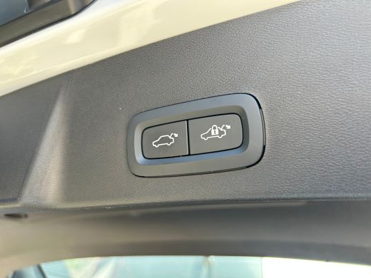 Volvo  EX40 Single Motor Extended Range Ultra 82 kWh | Pano | 360 camera | Memory | Harman/Kardon | Warmtepom... ActivLease financial lease