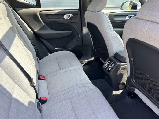 Volvo  EX40 Single Motor Extended Range Ultra 82 kWh | Pano | 360 camera | Memory | Harman/Kardon | Warmtepom... ActivLease financial lease