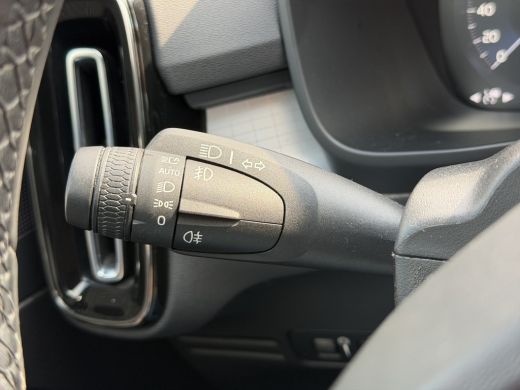Volvo  XC40 1.5 T5 Recharge Business Pro | Apple Carplay/Android Auto | Cruise control adaptief | Stuurwiel e... ActivLease financial lease