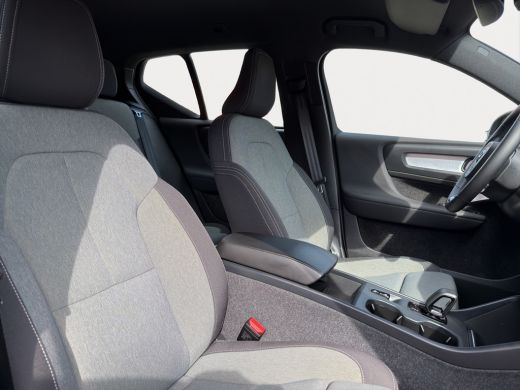 Volvo  XC40 1.5 T5 Recharge Business Pro | Apple Carplay/Android Auto | Cruise control adaptief | Stuurwiel e... ActivLease financial lease