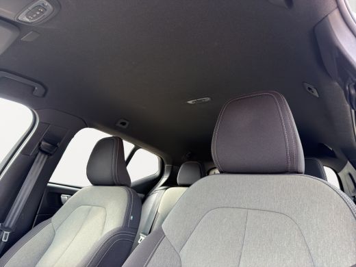 Volvo  XC40 1.5 T5 Recharge Business Pro | Apple Carplay/Android Auto | Cruise control adaptief | Stuurwiel e... ActivLease financial lease