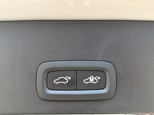 Volvo  XC40 1.5 T5 Recharge Business Pro | Apple Carplay/Android Auto | Cruise control adaptief | Stuurwiel e... ActivLease financial lease