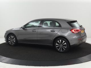 Mercedes-Benz A-Klasse 250e Style | SOH 92% | Stoelverwarming | Sfeerverlichting | Keyless | Camera | Navigatie | Widesc...