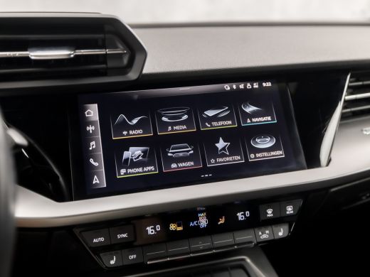 Audi A3 Sportback 30 TFSI Sport (APPLE CARPLAY, GROOT NAVI, CAMERA, ELEK STOEL, ADAPTIVE CRUISE, STOELVER... ActivLease financial lease