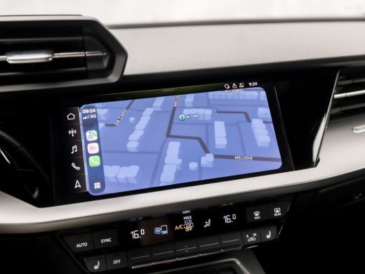 Audi A3 Sportback 30 TFSI Sport (APPLE CARPLAY, GROOT NAVI, CAMERA, ELEK STOEL, ADAPTIVE CRUISE, STOELVER... ActivLease financial lease