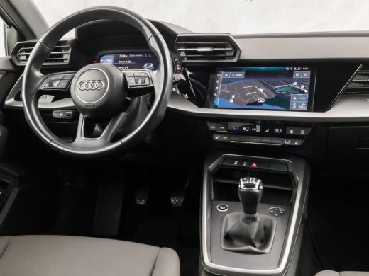 Audi A3 Sportback 30 TFSI Sport (APPLE CARPLAY, GROOT NAVI, CAMERA, ELEK STOEL, ADAPTIVE CRUISE, STOELVER... ActivLease financial lease